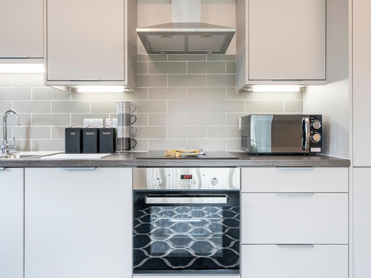 Ferienwohnung Pass The Keys Luxurious 1Br Apt In Prime Location With Top Amenities Belfast Exterior foto